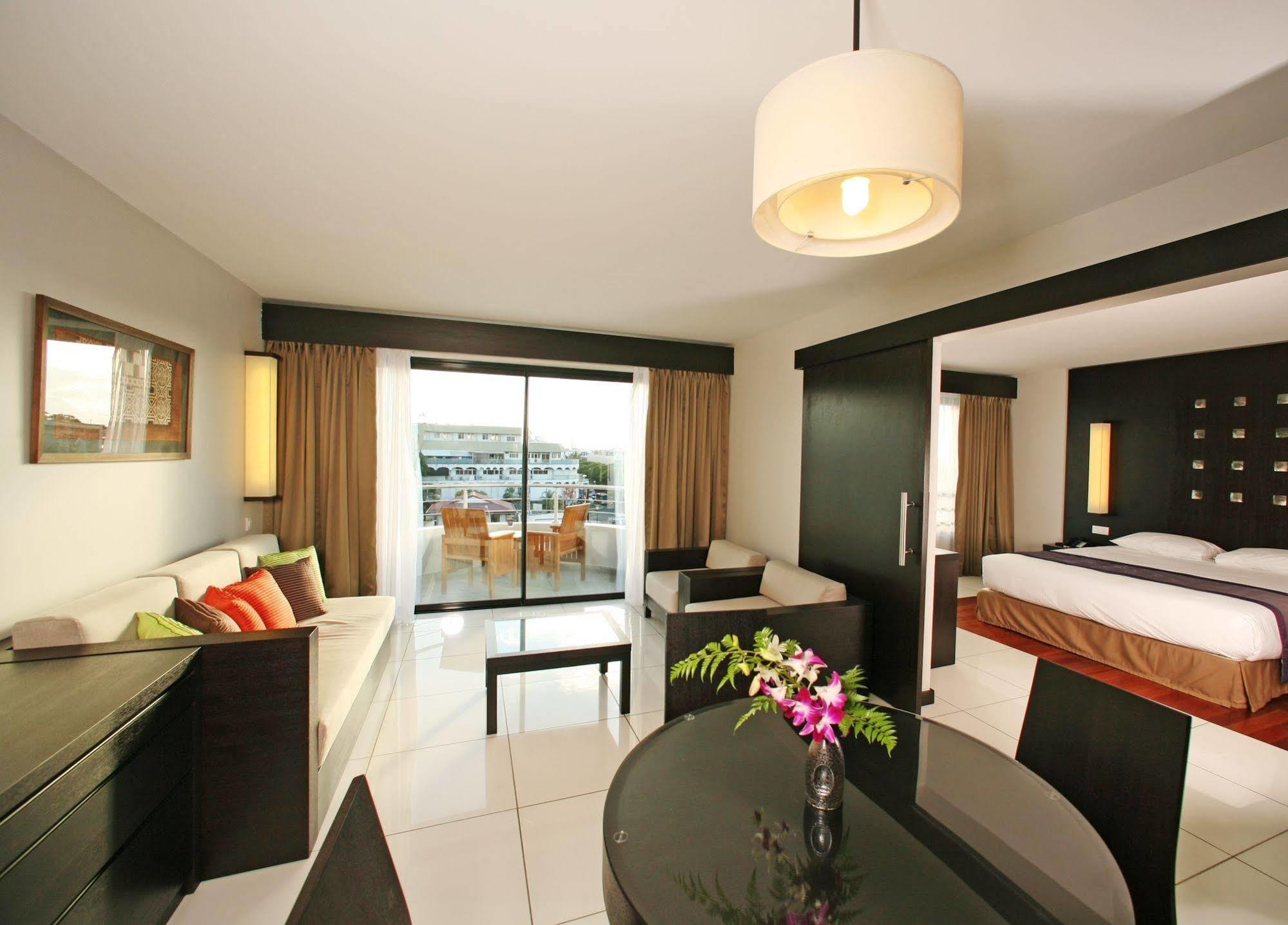 Hotel Tahiti Nui Папеете Екстериор снимка